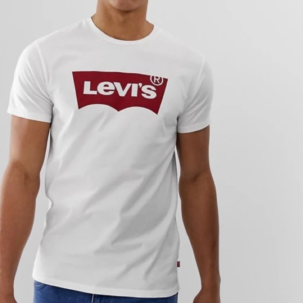 Mens Levis t shirt